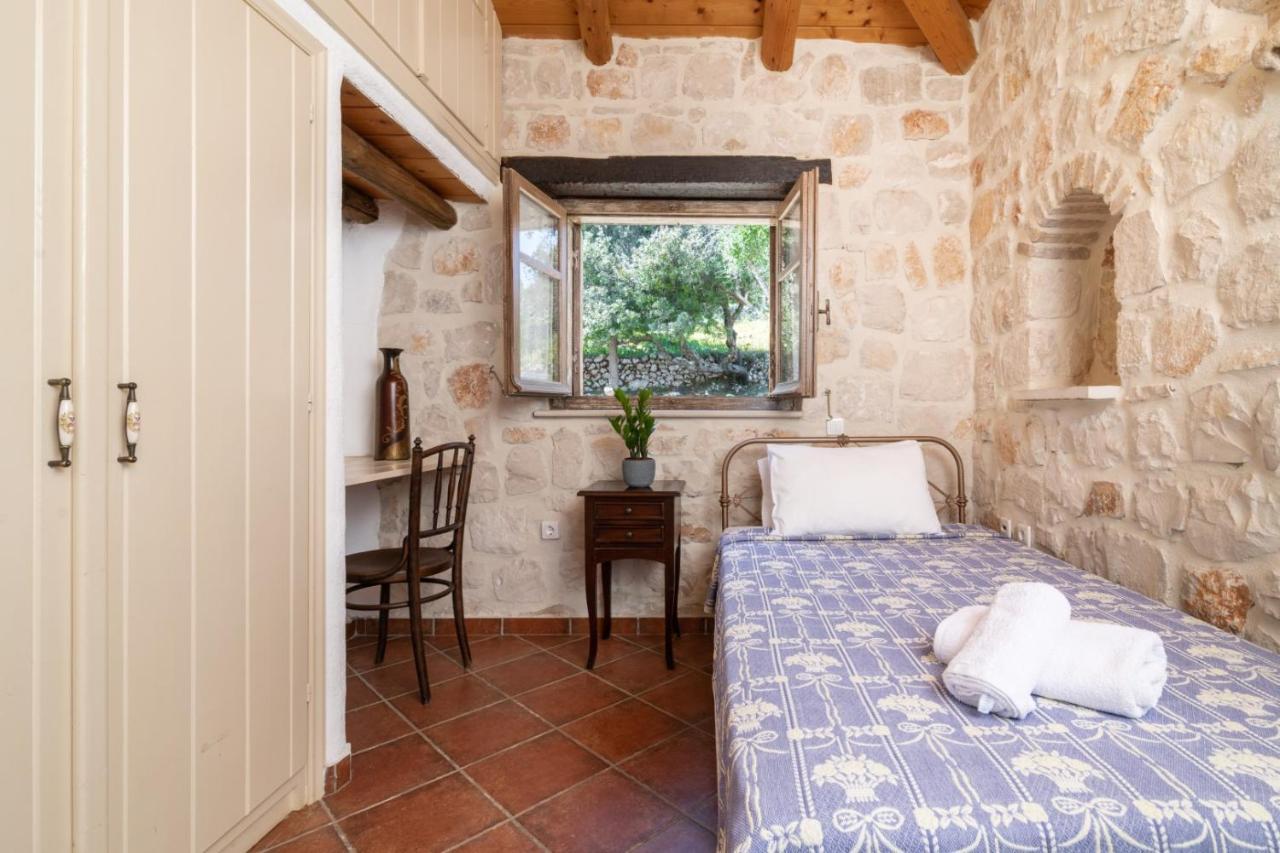 Strofilia Authentic Villas Skinária エクステリア 写真